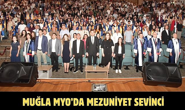 Muğla MYO’da Mezuniyet Sevinci