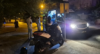 Kaldırıma Savrulan Motosikletteki 2 Kişi Yaralandı